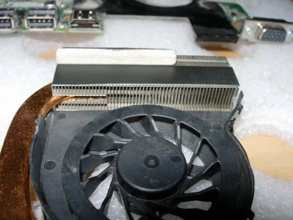чистка ноутбука Toshiba в Шатуре