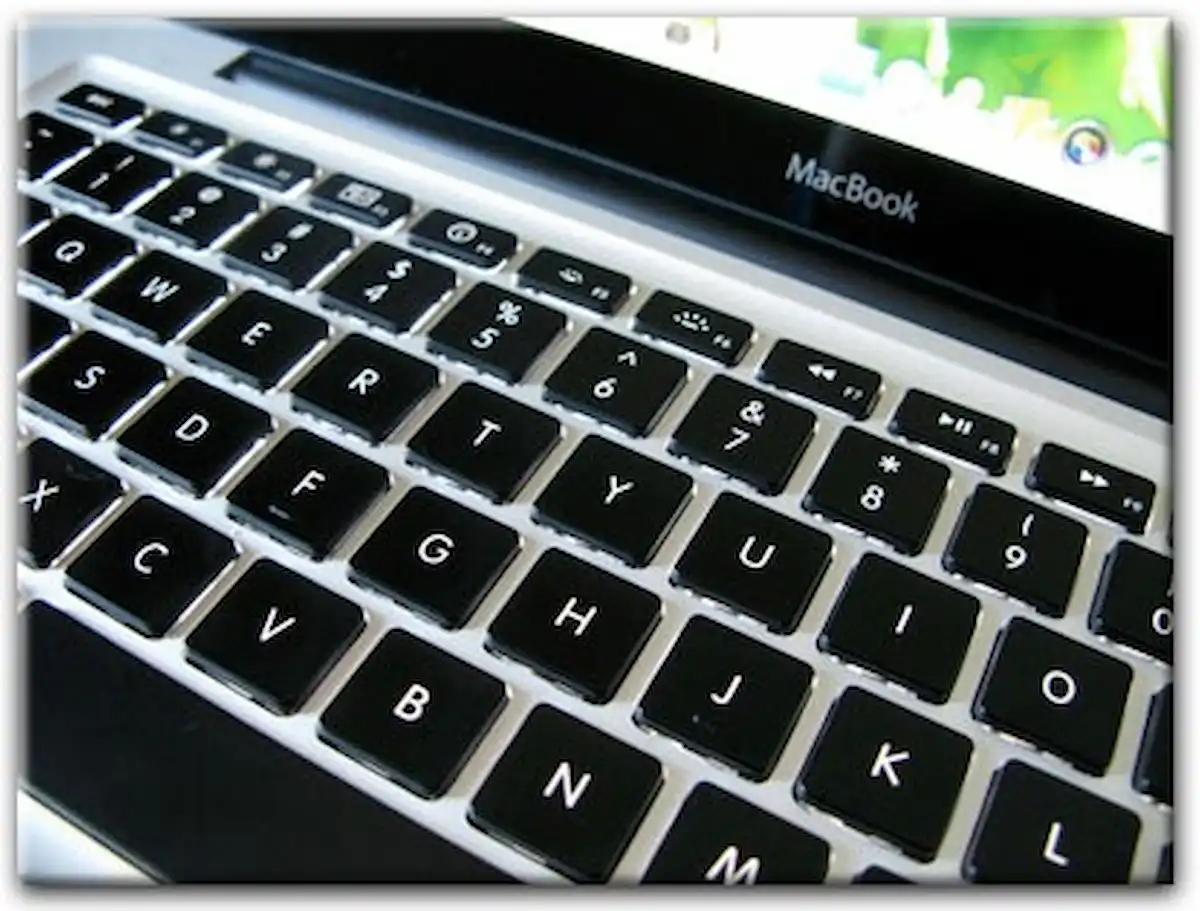 Замена клавиатуры Apple MacBook в Шатуре