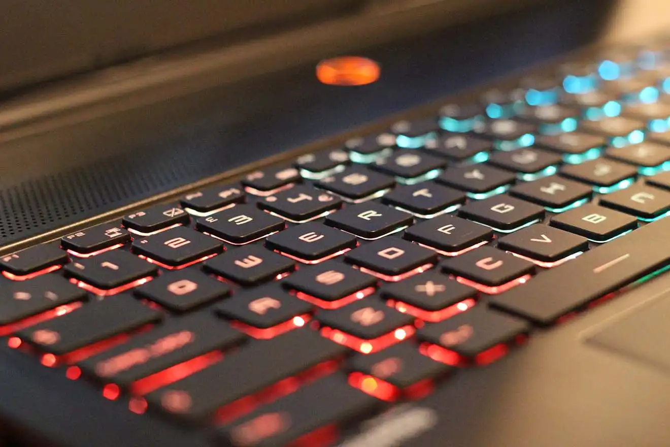 Замена клавиатуры ноутбука MSI в Шатуре