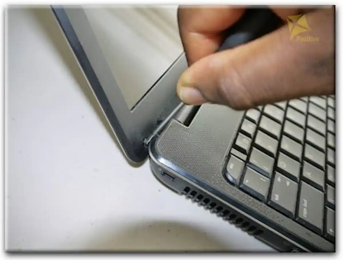 Замена экрана ноутбука Compaq в Шатуре